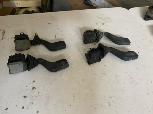 Opel Tigra Corsa B Combo B silecek kolu sinyal kolu