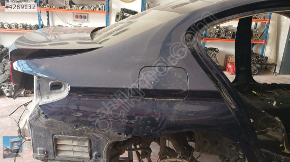 TURKUAZ BMW G30 ARKA ÇAMURLUK HATASIZ ORJİNAL