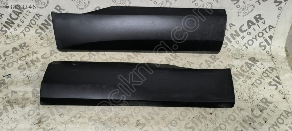 NİSSAN QASHQAİ J12 2021 2026 ARKA SAĞ SOL KAPI ÇITASI 828706UA5A