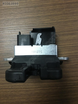 Volkswagen Golf-Passat-Touran Arka Bagaj Kilidi 5K0827505A