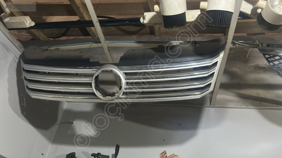 Volkswagen Passat b 7  ön panjur orijinal