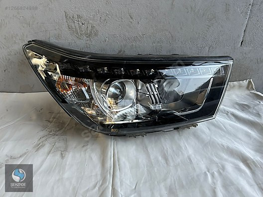 SSANGYONG TİVOLİ SAĞ FAR ÇIKMA ORJİNAL