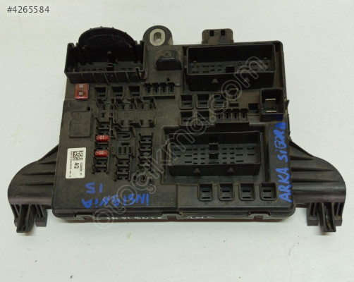 opel insignia 2015 arka sigorta kutusu (son fiyat)