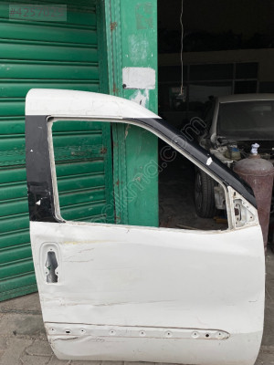Fiat Doblo geniş aile sağ ön kapı 2011-2022