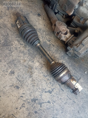 CHROKEE jeep KL Akis çıkma orjinal