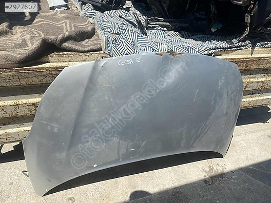 Opel Corsa E ön kaput EMR OTOMATİV