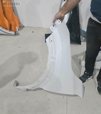 NİSSAN JUKE F16 BEYAZ SOL ÖN ÇAMURLUK ORJINAL BOYASIZ