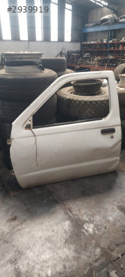 NİSSAN SKYSTAR 4X4 NP300 SOL ÖN KAPI