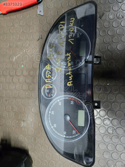 3B0920849A VW PASSAT GÖSTERGE SAATİ 1.9 TDİ