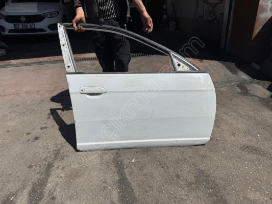 2002/2006 HONDA CİVİC BEYAZ SAĞ ÖN KAPI ORJINAL DOLU