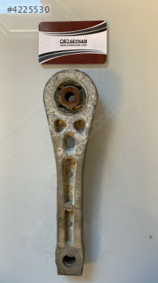 1K0199855BF Jetta 2012 şanzıman alt kulağı