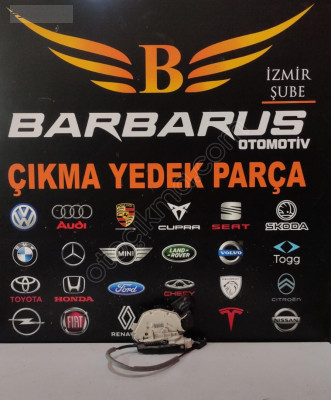 PASSAT B8-SKODA OCTAVİA,RAPİD SOL ÖN KAPI KİLİDİ 5E1837015