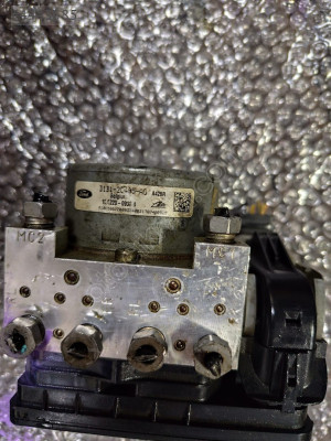 D1B1-2C405-AG FORD FİESTA ABS BEYNİ
