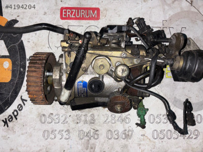 R8448B032A KANGOO EXPRESS MEGANE 1.9 D LUCAS mazot pompası