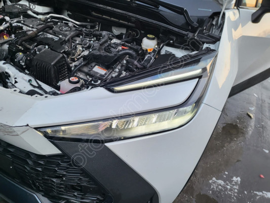 2025 Toyota C-HR 1.8 SOL ÖN FAR