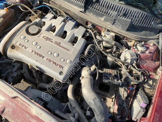 ALFA ROMEO 156 RADYATÖR SU BİDONU 1998-2003 MODEL