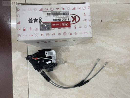 81420-1M020 KİLİT ARKA KAPI SAĞ CERATO 10>