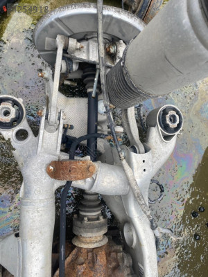 BMW 7.30 E65 kasa sol arka aks