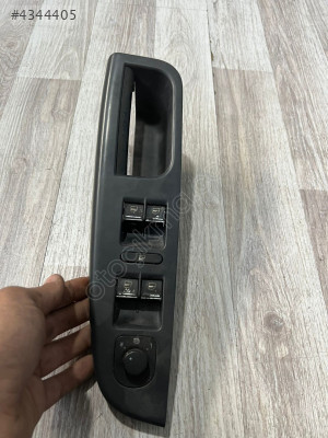 VOLKSWAGEN GOLF 5 SOL ÖN KAPI KOLU ÇIKMA ORJİNAL 1K4868049