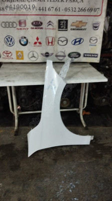 2022-2025 HONDA CIVIC SAĞ ÖN ÇAMURLUK