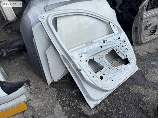 Peugeot 301 sol ön kapı