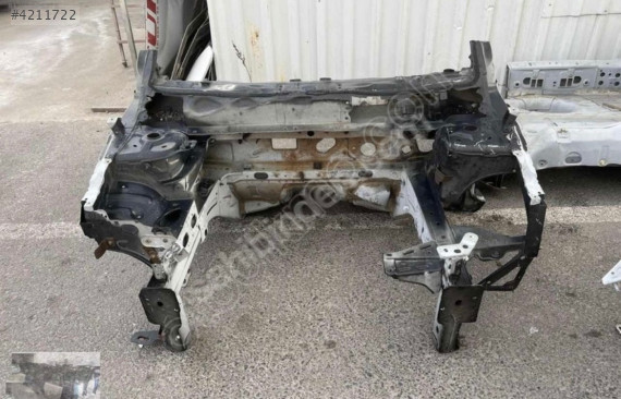 RENAULT FLUENCE SAĞ SOL ŞASE ORJ ÇIKMA ADET FİYATI 15.000 TL