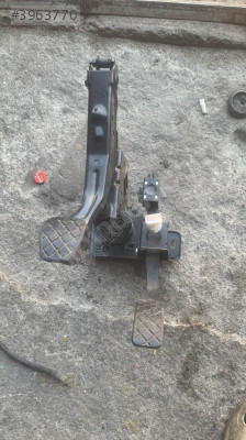 VOLKSWAGEN BORA PEDAL TAKIMI