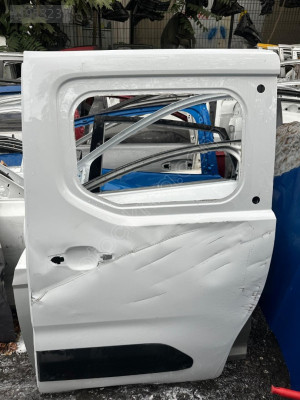 MİRİM OTODAN TOYOTA PROACE CİTY SOL SÜRGÜLÜ KAPI