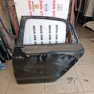 AUDİ A4 çıkma orjinal sol arka kapı