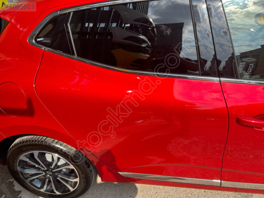 RENAULT CLİO 5 KIRMIZI SAĞ ARKA KAPI ORJ SÖKME HATASIZ RENKAY