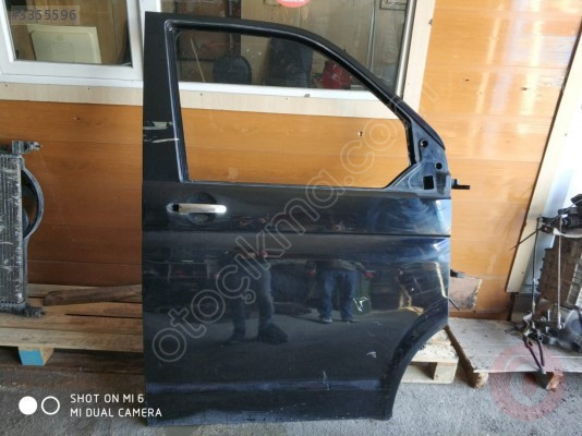Volkswagen Transporter T5-T6 sağ ön kapı