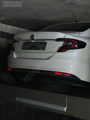 Fiat Egea bağaj kapağı