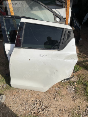 SUZUKİ VİTARA SOL ARKA KAPI ÇIKMA ORJİNAL