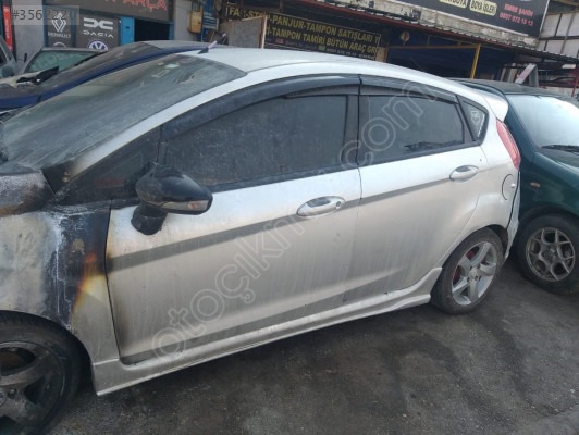 Fiesta Sol Ön Kapı - Ford Model Uyumu - Mert Oto Çıkma Parça