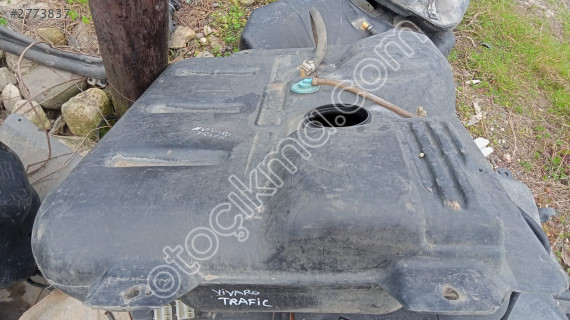 Opel vivaro,Renault trafik mazot deposu plastik  yedek parça