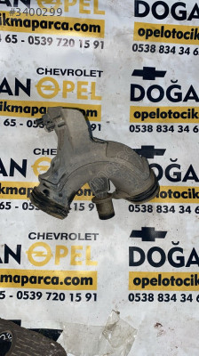 Opel Astra J Dizel Hava Filtre Kutusu Alt  Toz Kutusu GM 13337772