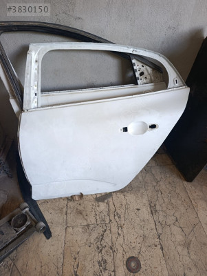 Megane 4 sol arka kapı