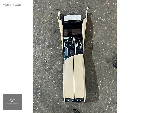 BMW 5 SERİSİ G30 ARKA KLİMA ÜFLEME IZGARASI
