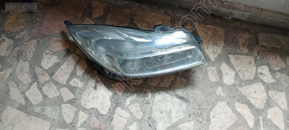 OPEL İNSİGNİA A SAĞ ÖN FAR 2010 ÇIKMA PARÇA