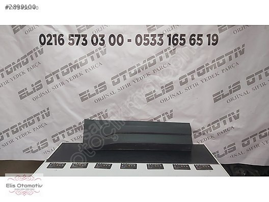 8U0853970D AUDİ Q3 KAPI ÇİTASI
