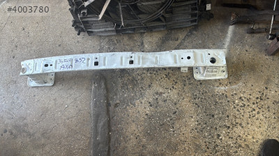 Ford transit ön tampon demiri