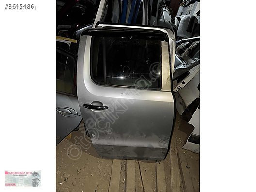 Volkswagen amarok sağ arka kapı orijinal...
