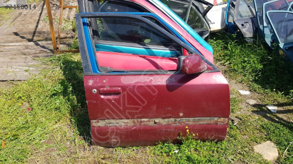 Mazda 323 sağ ön kapı çıkma