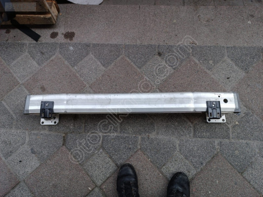 PEUGEOT RİFTER ÖN TAMPON DEMİRİ ÇIKMA ORJİNAL YEDEK PARÇA
