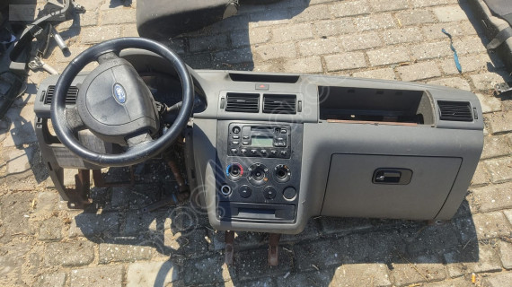 FORD CONNECT TORPİDO ÇIKMA
