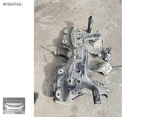 Fiat Egea alt beşik Travers