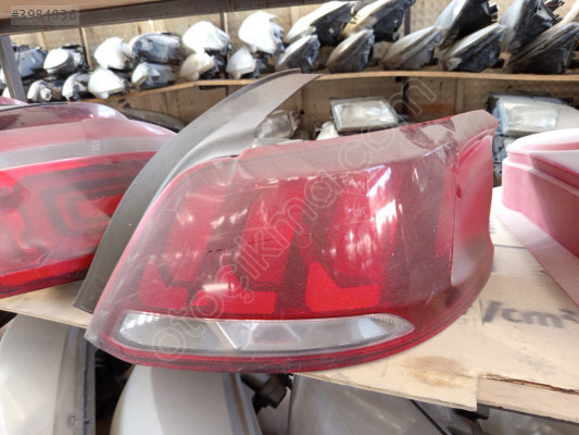 Peugeot 301 sol arka stop