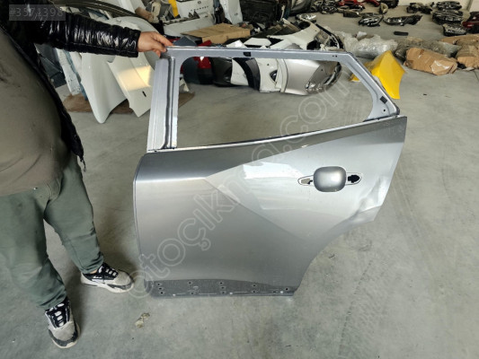 PEUGEOT 2008 GRİ SAĞ ARKA KAPI ORJINAL GÖÇÜKLÜK