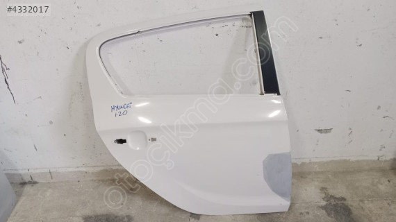 Hundai i20 sag arka kapi