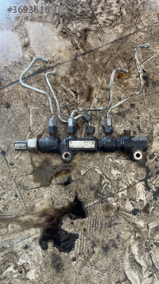 Citroen 1.6 dizel dv6 Euro 4 enjektör kütüğü 9654592680